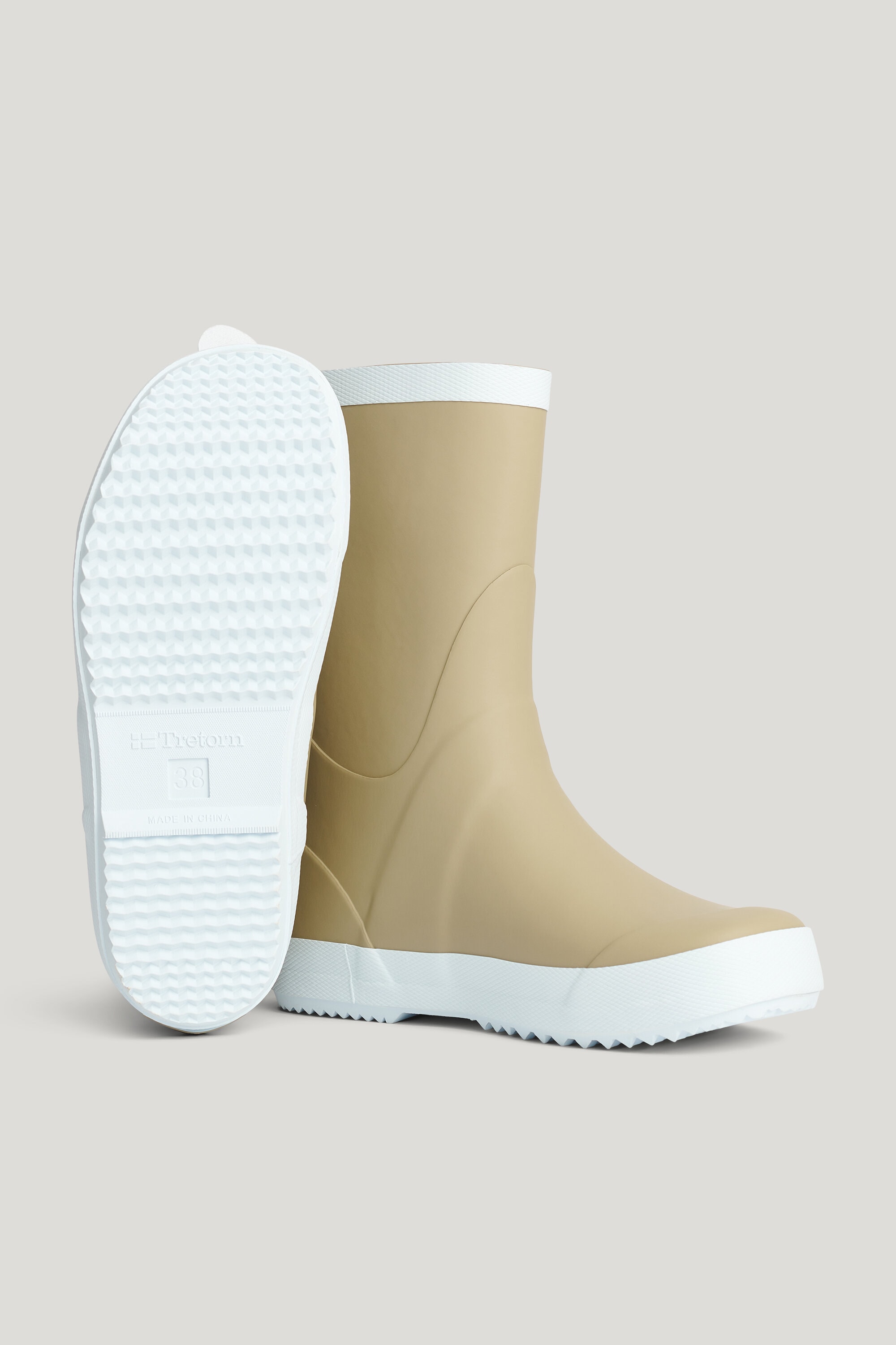 WINGS RUBBER BOOT