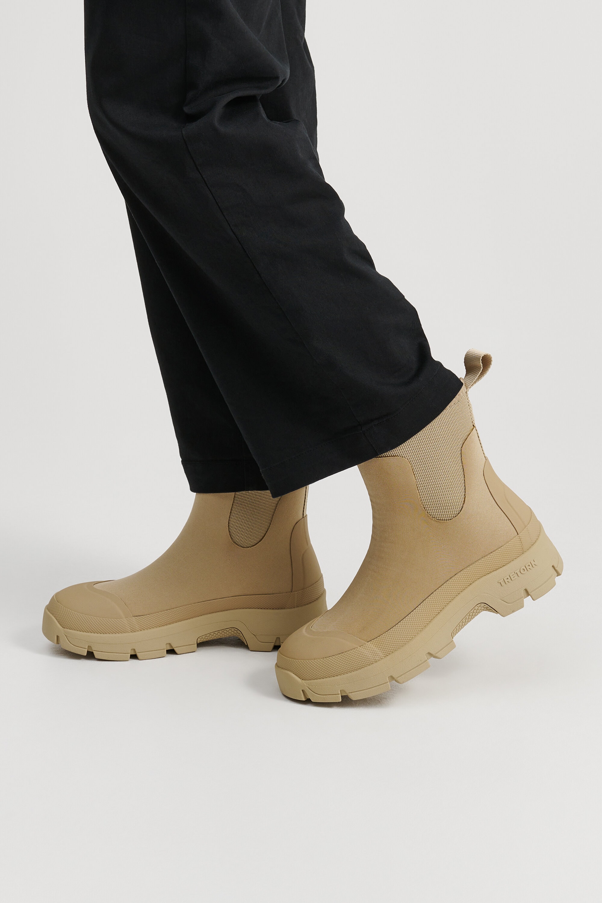 GARPA HYBRID  WATERPROOF BOOT