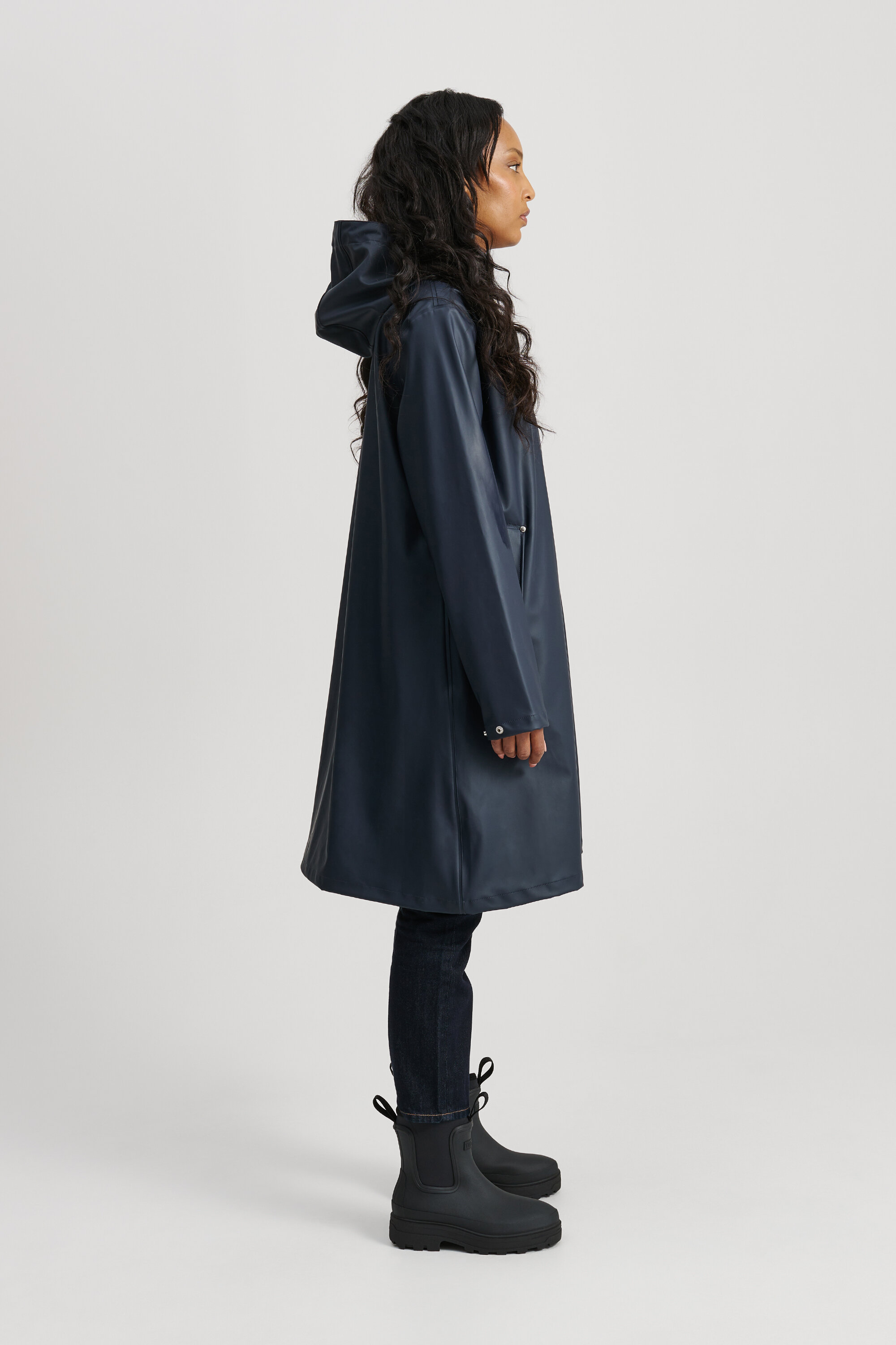 WINGS A-SHAPE RAIN COAT