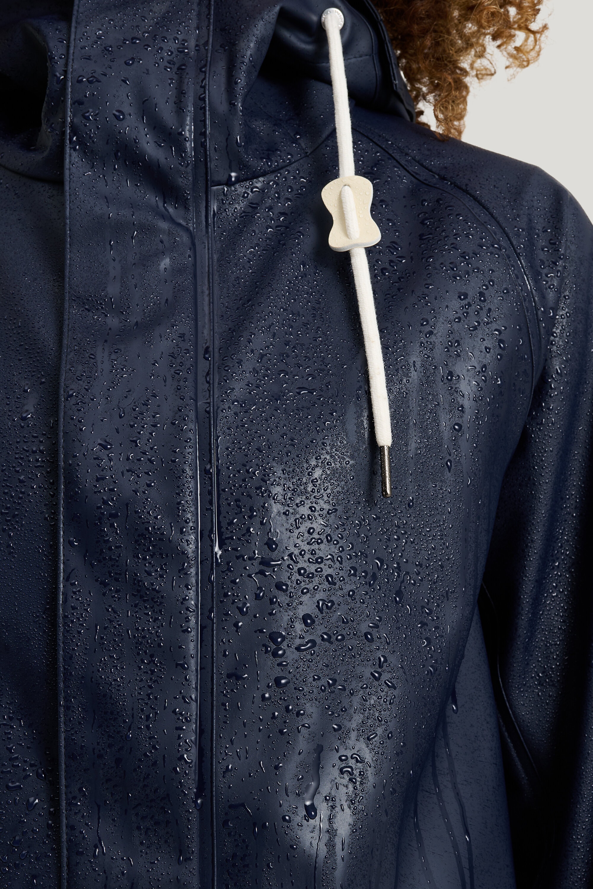 FIELD RAIN JACKET